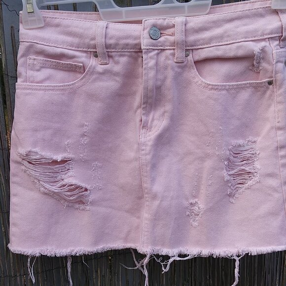 PacSun Women's Pale Pink Distressed Mini Skirt - 24 (XS-XXS) - See Measurements - Picture 2 of 15